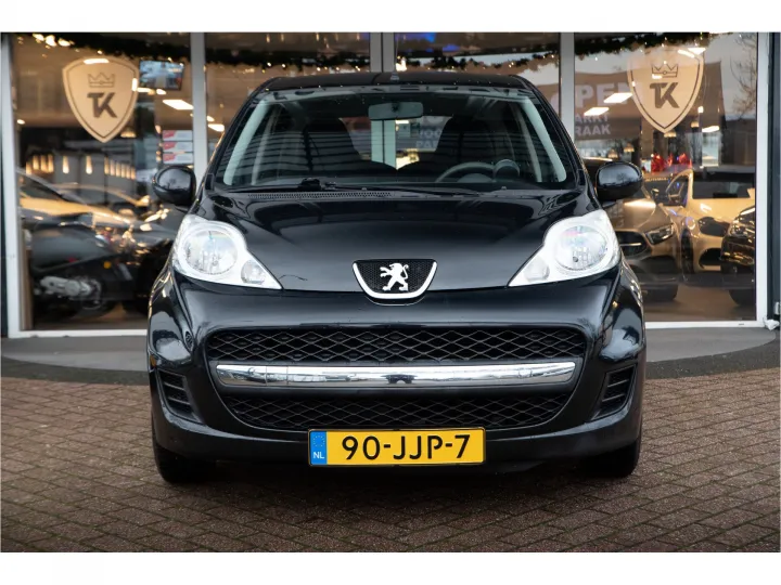 Peugeot 107 1.0-12V Sublime  Image 2